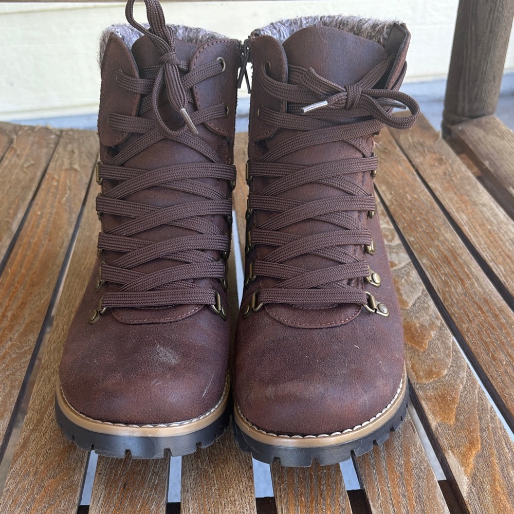 Cliffs by WHITE MOUNTAIN Dark Brown Lace-Up Winter Boots